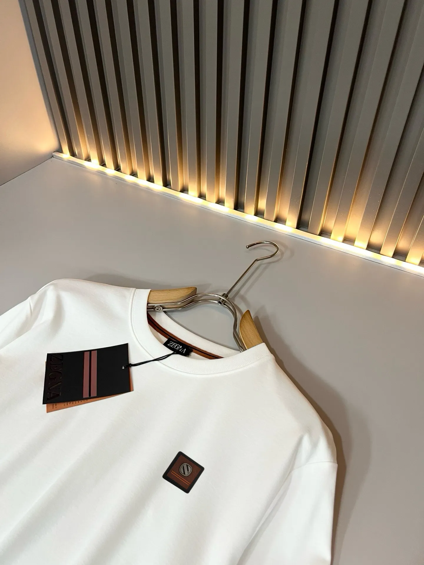 ，Ermenegildo Zeg*a * 2026 T ， ！ Classic ！ ！ ， 、 ！ 、 … Quality 。Size：M-3XL